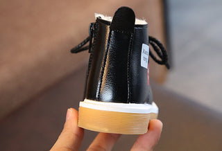 Black lace up winter boot shoes for kids - shopfils.com