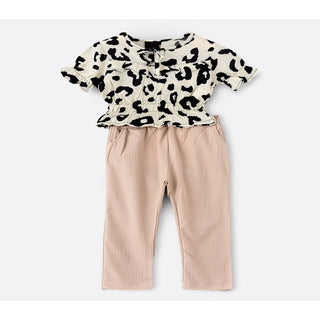 Leopard printed white top with comfortable bottom set for girls-shopfils.com